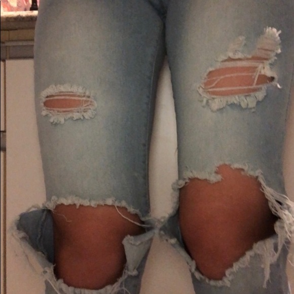 Blue notes size 4  women’s ripped skinny jeans - Picture 3 of 4